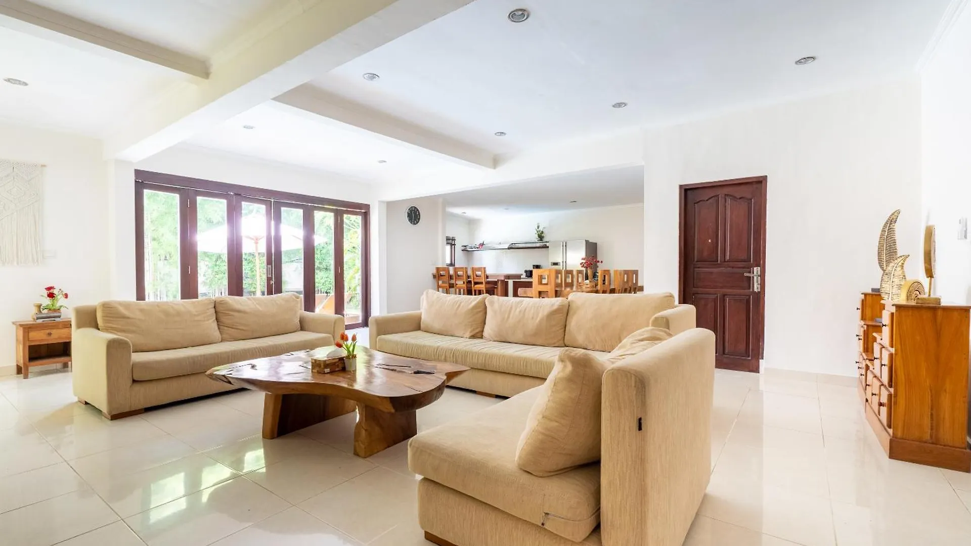 14 Bedroom Villa Vista Seminyak