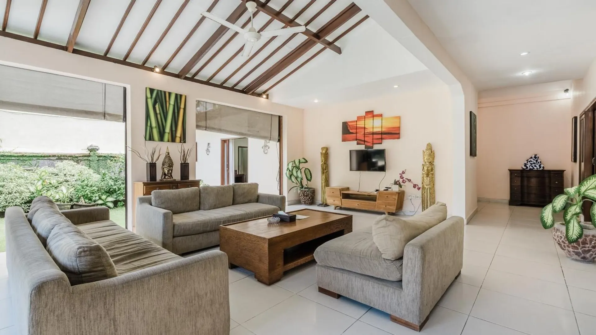 14 Bedroom Villa Vista Seminyak