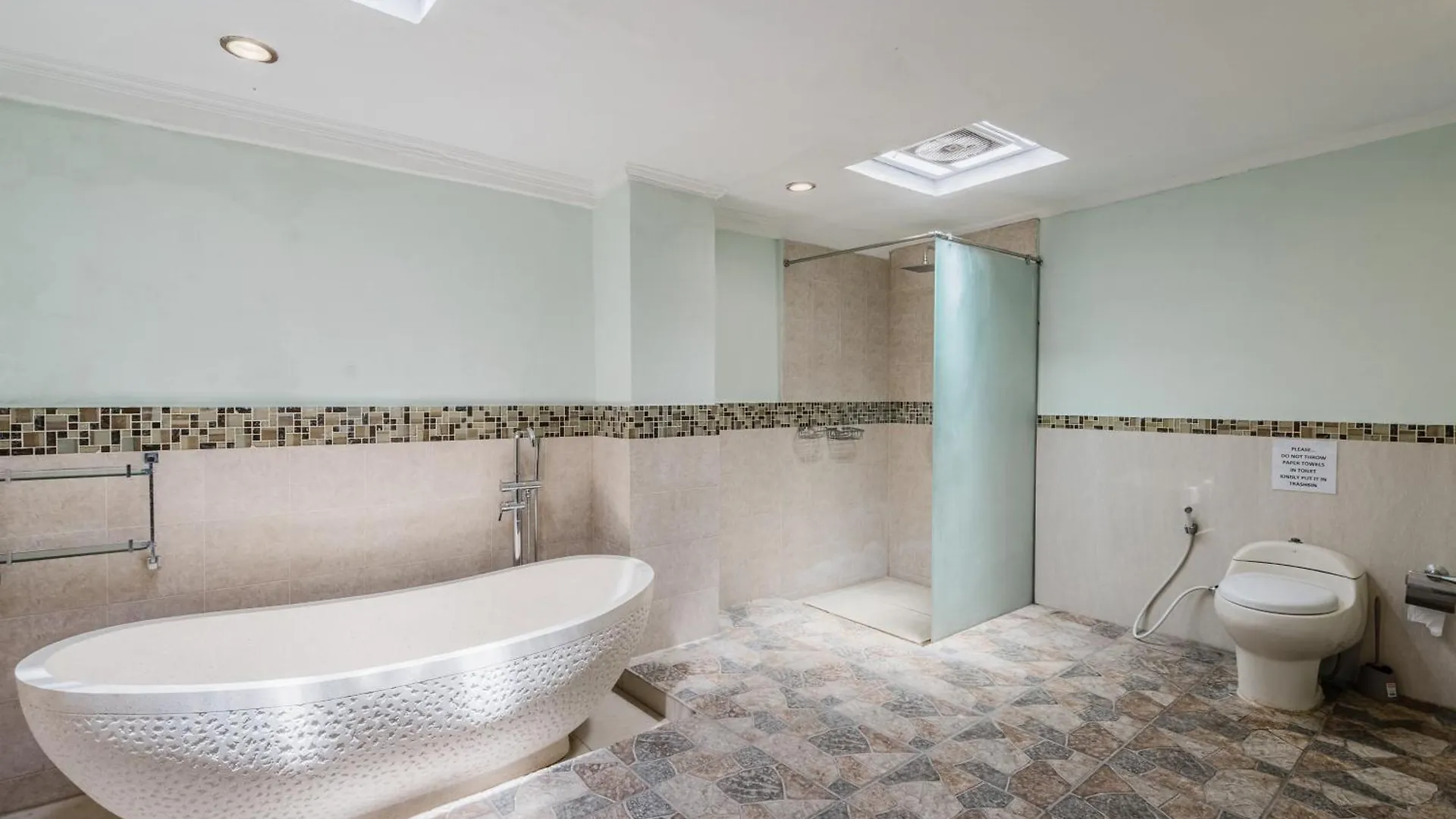 14 Bedroom Villa Vista Seminyak スミニャック