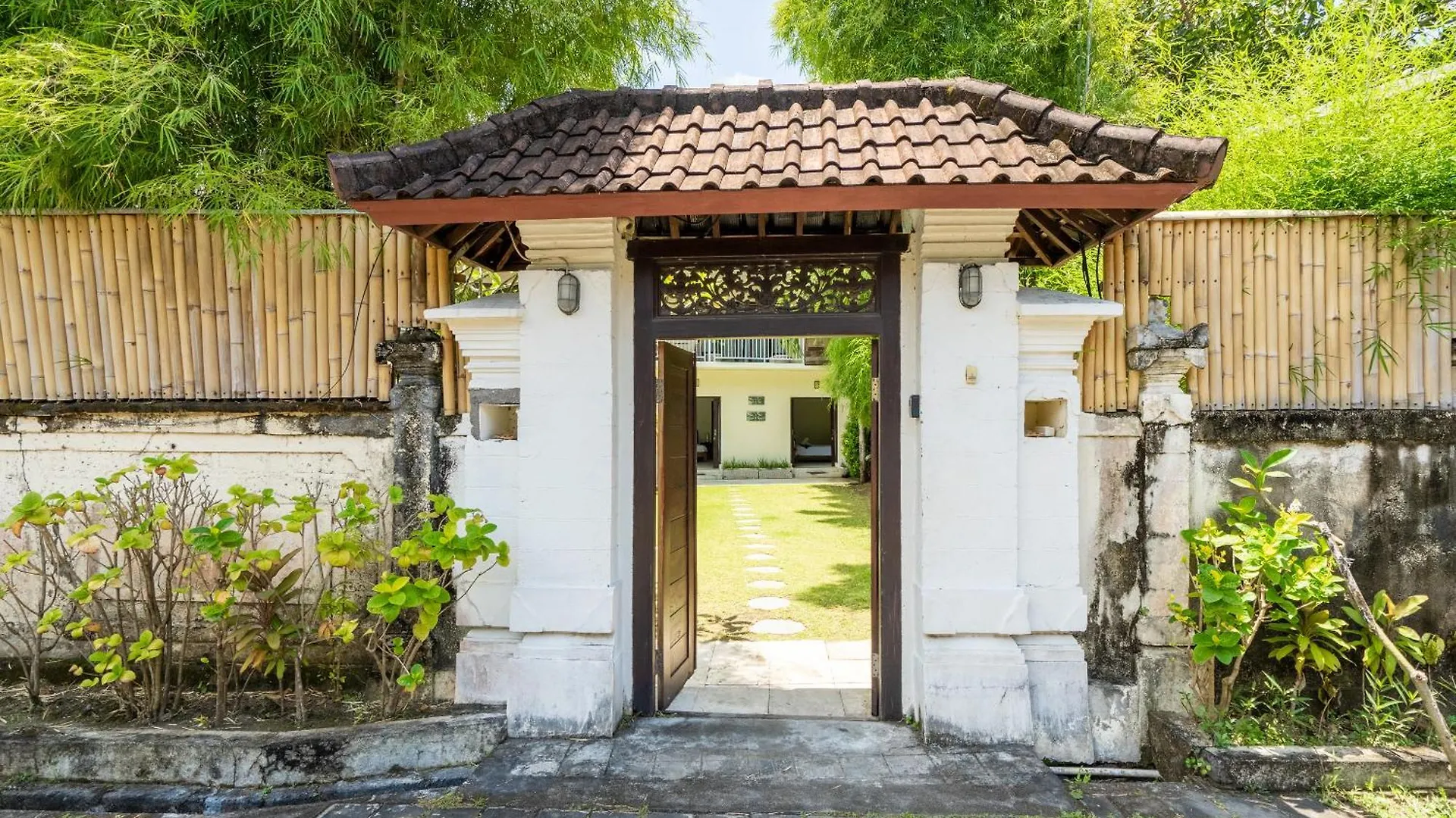14 Bedroom Villa Vista Seminyak